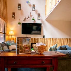 Cozy Mountain Cabin, close to Bryce/Zion, Sleeps 9