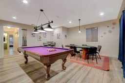 Private Pool & Spa,  Game Room, Vegas Retreat - Image 2