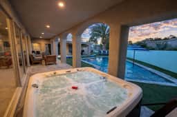 Vintage Vegas Retreat- Pool, Spa, Game Room & - Image 3