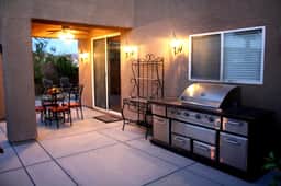 Private Home with Game Room & Spa! - Image 5