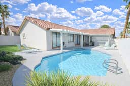 Private Pool & Spa, Monthly Stay, Pool Table - Image 2
