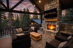 Duck Creek Luxury Chalet: Sauna, Spa + Game Loft - Image 3
