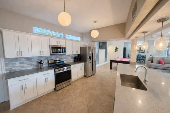 Vintage Vegas Retreat- Pool, Spa, Game Room & - Image 4
