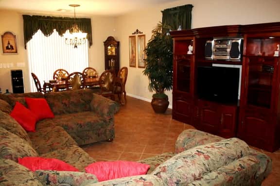 Private Home with Game Room & Spa! - Image 4