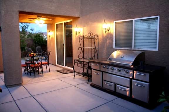 Private Home with Game Room & Spa! - Image 5